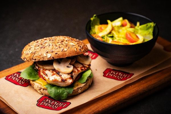 Slim N Fit Chicken Burger سليم اند فيت تشكن برغر